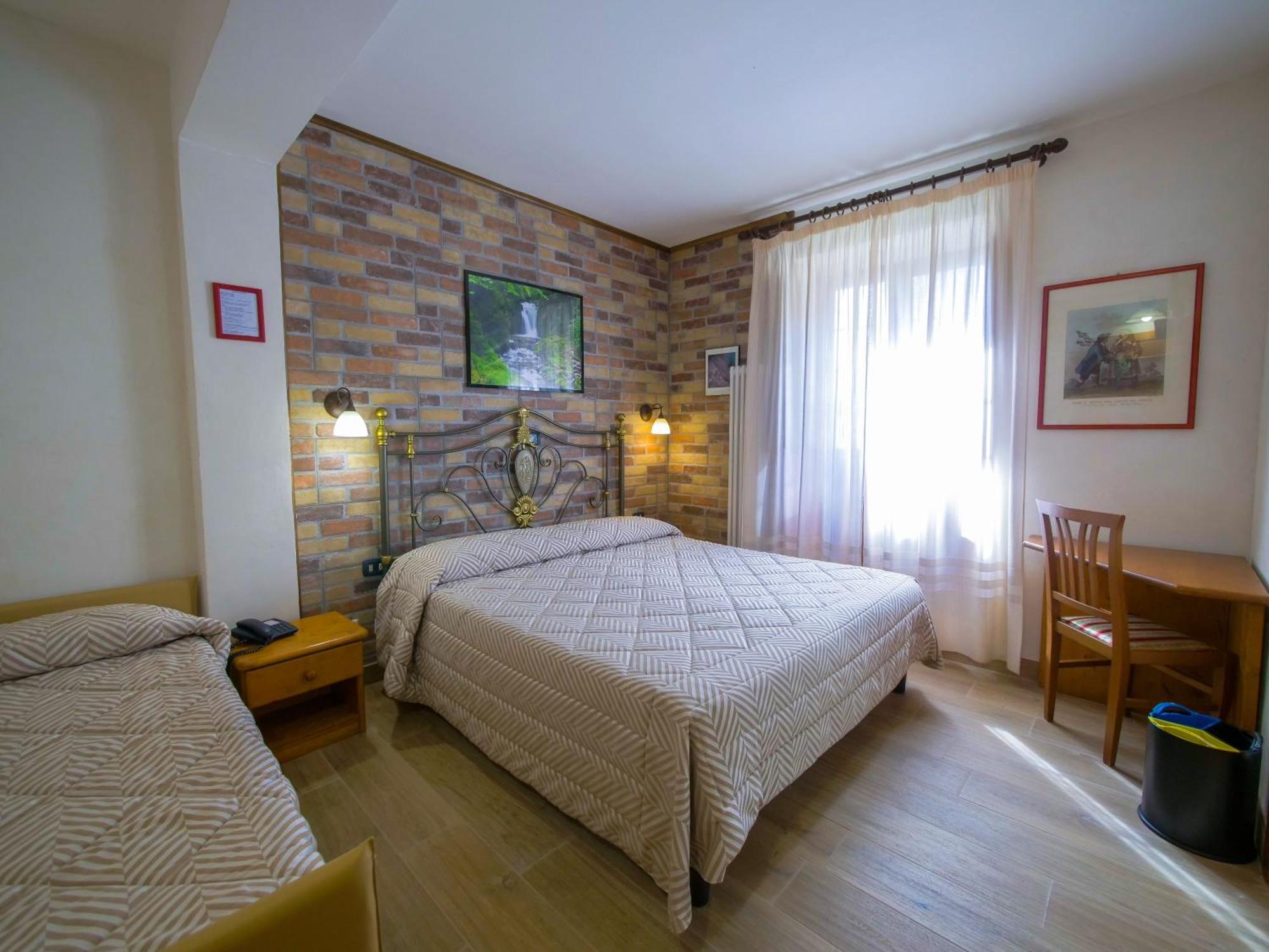 Hotel Bamby Pescasseroli Esterno foto
