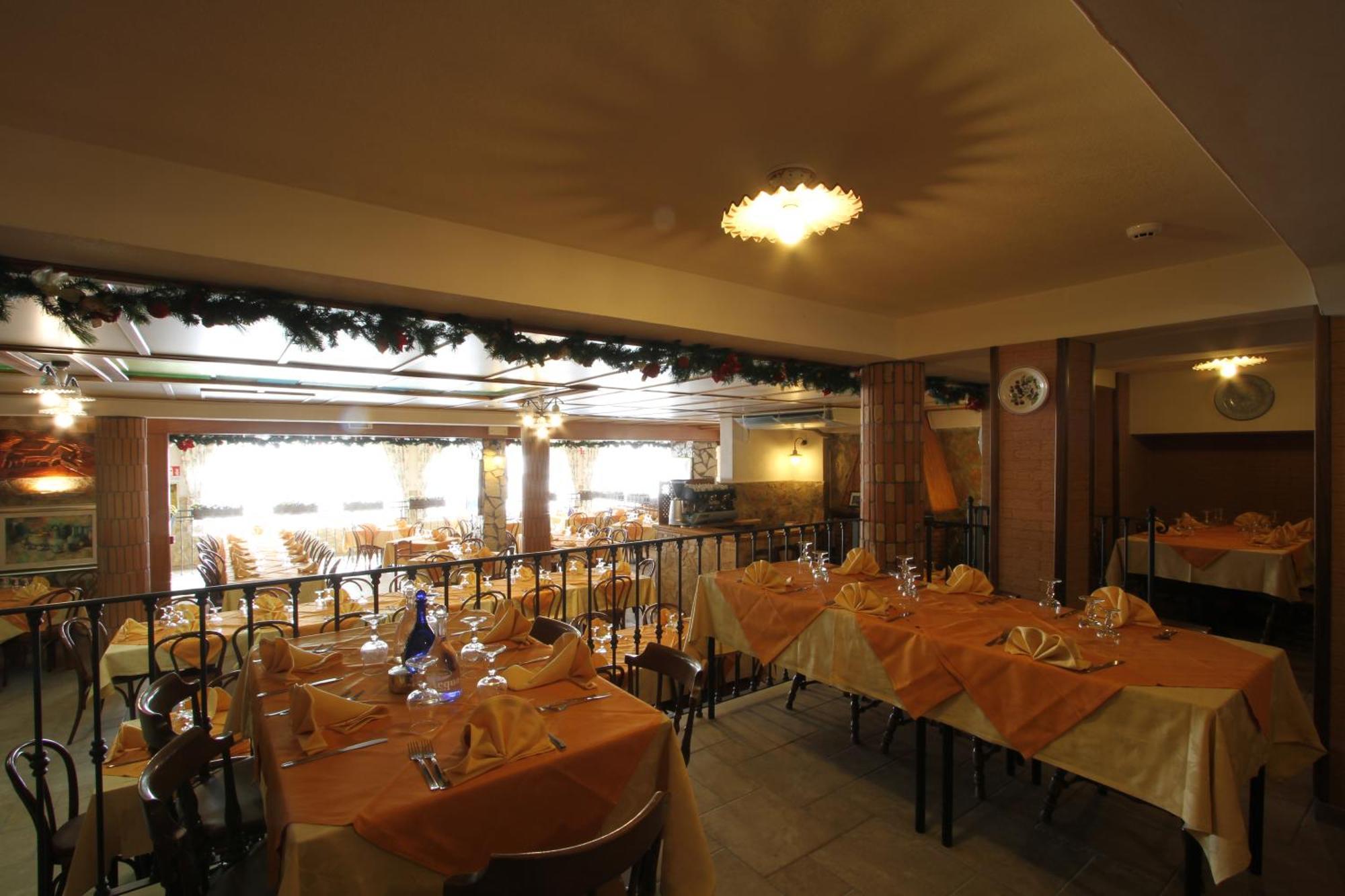 Hotel Bamby Pescasseroli Esterno foto