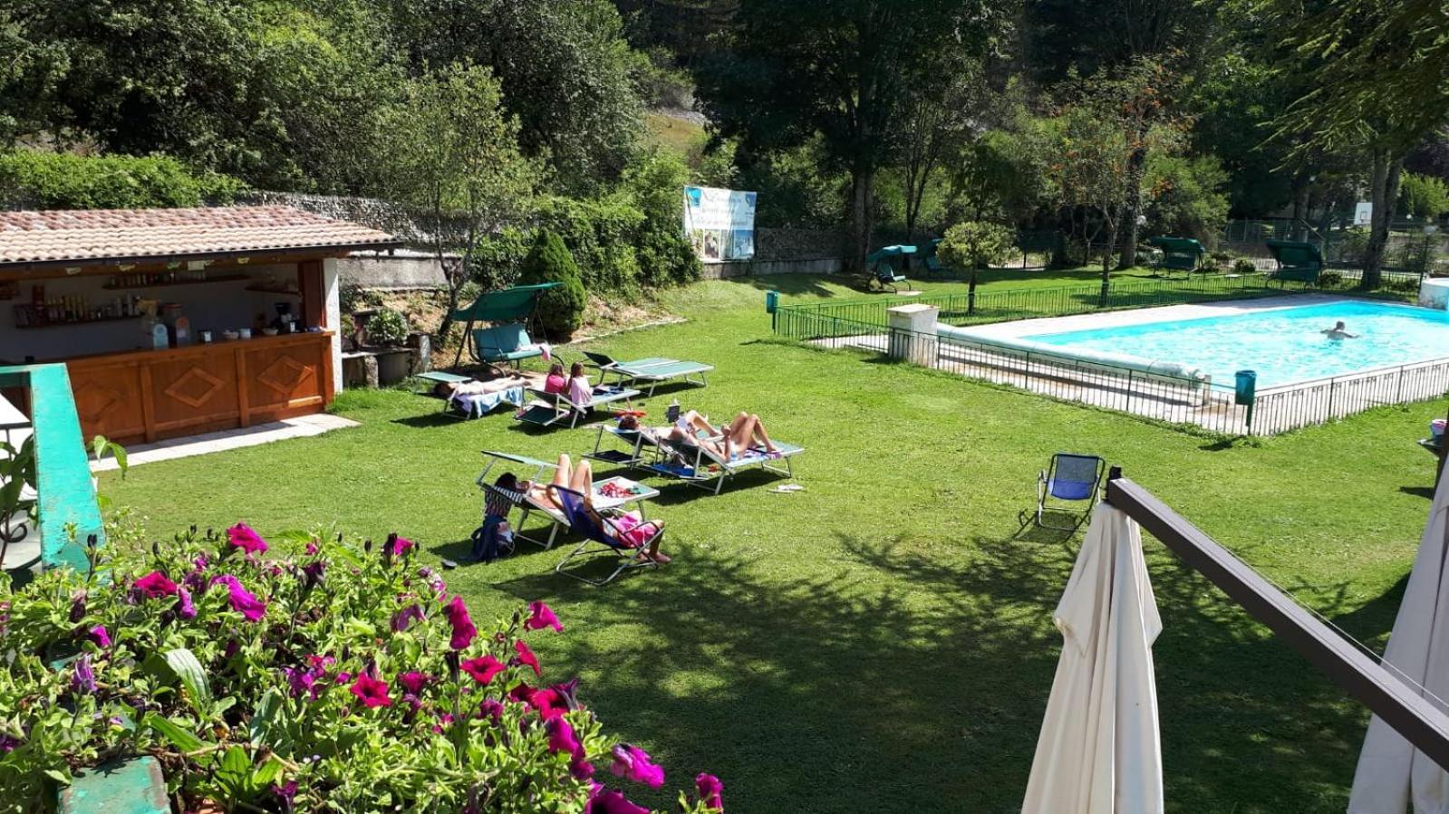 Hotel Bamby Pescasseroli Esterno foto