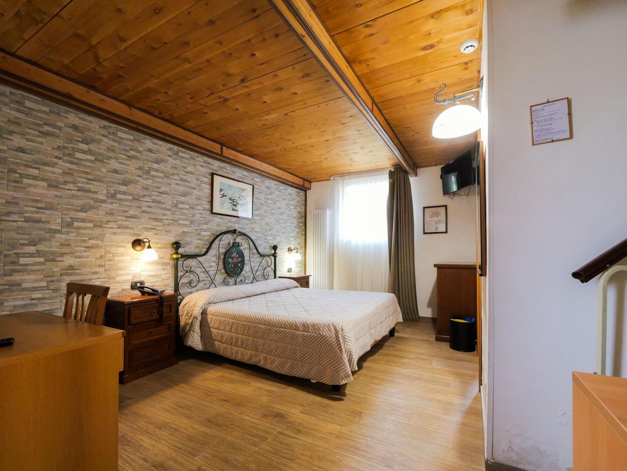 Hotel Bamby Pescasseroli Camera foto