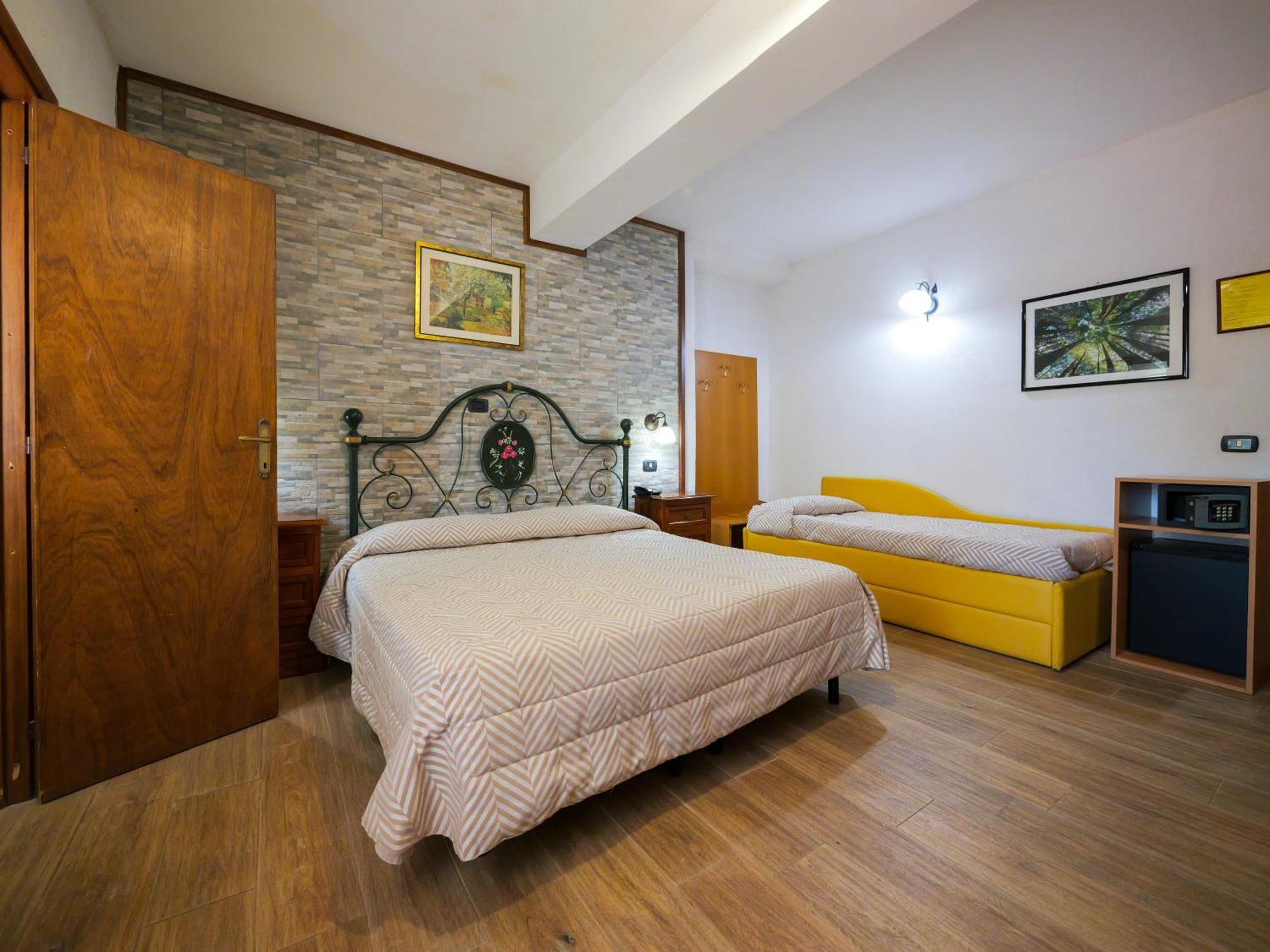 Hotel Bamby Pescasseroli Camera foto