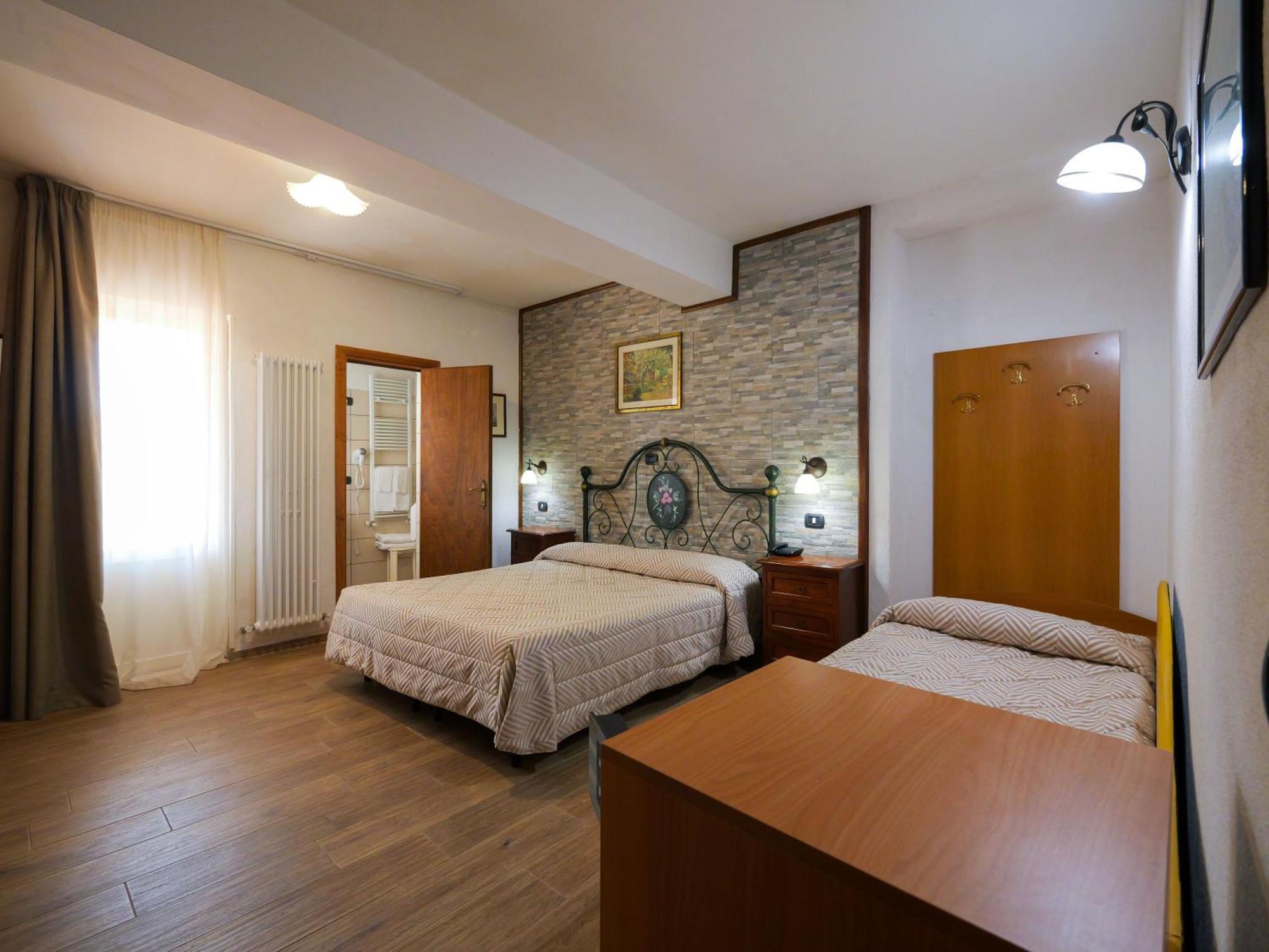 Hotel Bamby Pescasseroli Camera foto