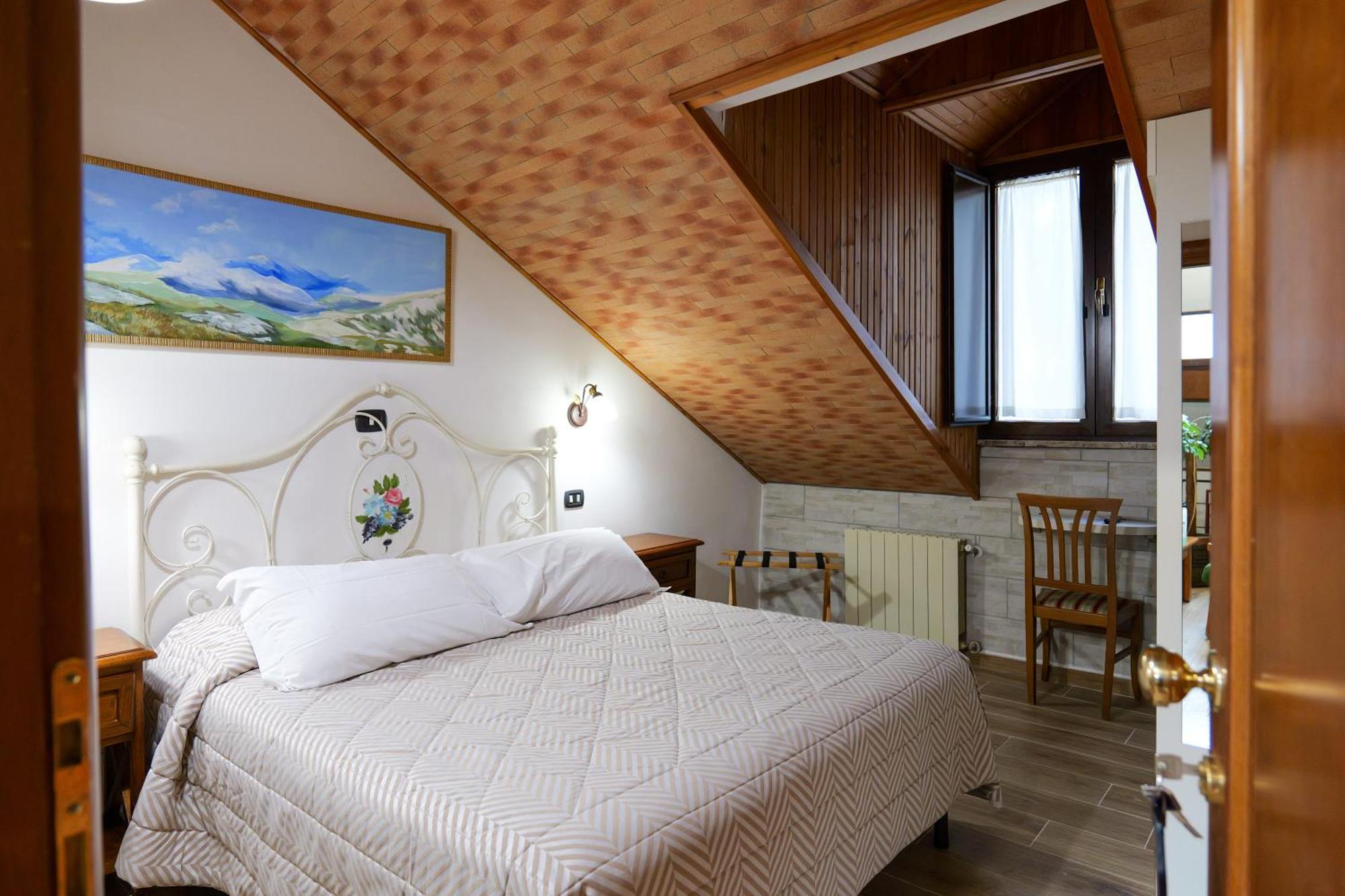 Hotel Bamby Pescasseroli Esterno foto