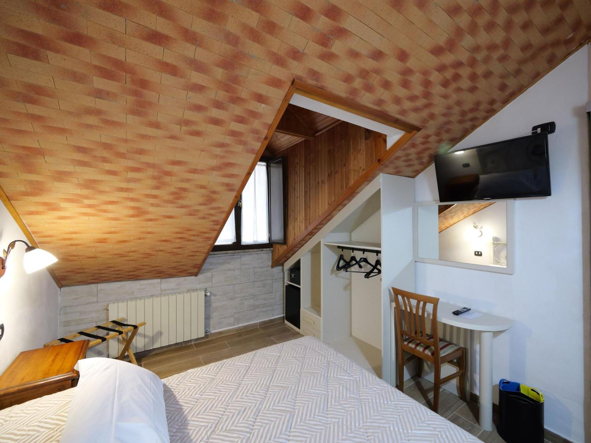 Hotel Bamby Pescasseroli Esterno foto
